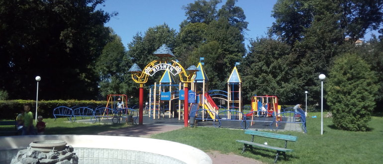 Фасад Roshen  / 