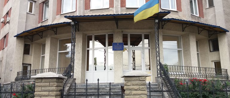 Фасад Центрально-західне міжрегіональне управління з питань виконання кримінальних покарань та пробації / 