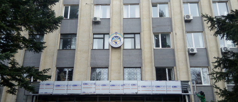 Фасад ВІННИЦЬКЕ ОБЛАСНЕ ГОЛОВНЕ УПРАВЛІННЯ ЗЕМЕЛЬНИМИ РЕСУРСАМИ / 